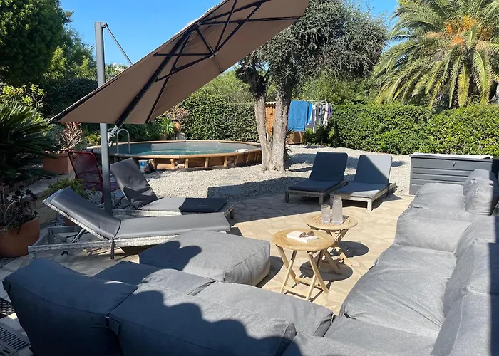Villa Vue Mer Presqu\'Ile De Giens Avec Piscine